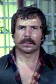 Retrato de Çetin Başaran