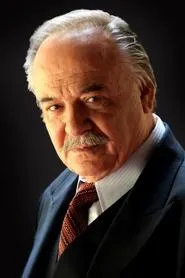 Retrato de Çetin Tekindor