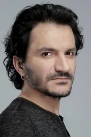 İnanç Konukçu en Bembeyaz