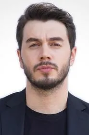 Retrato de İsmail Ege Şaşmaz