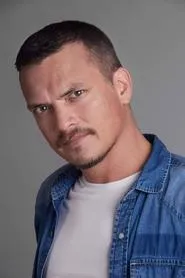 Foto de Óscar López Arias interpretando a Colorao en Django: Sangre de mi sangre