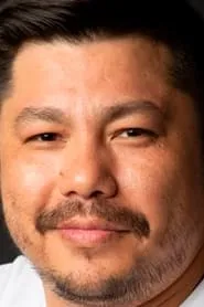 Foto de Óscar Reyes interpretando a Subchef Margarito en La vida padre