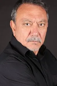 Retrato de Özdemir Çiftçioğlu