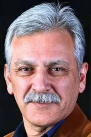 Retrato de Şahin Ergüney