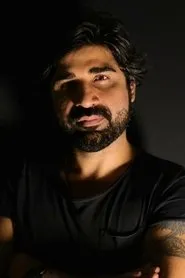 Retrato de Şahin Vural