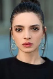 Retrato de Şifanur Gül