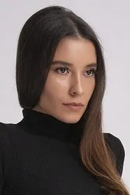 Retrato de Açelya Özcan