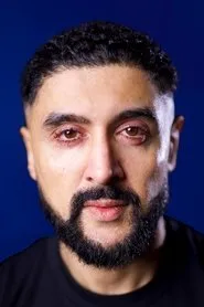 Retrato de Adam Kiani