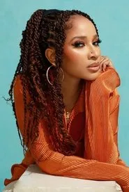 Adesua Etomi-Wellington en In Line
