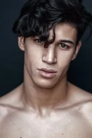 Adil Koukouh en A escondidas