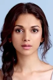 Foto de Aditi Rao Hydari como Sumitra Kumari