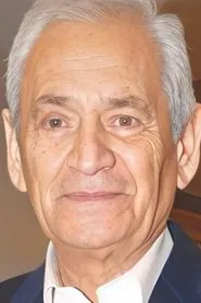 Adnan Şenses en Senede Bir Gün
