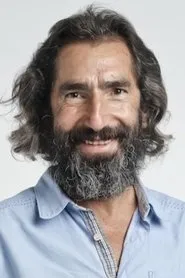 Retrato de Adnan Kürkçü