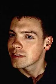 Retrato de Adrian Cross