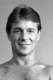 Adrián Ghío en Los golpes bajos