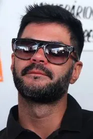Retrato de Adriano Pereira
