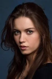 Retrato de Afra Saraçoğlu
