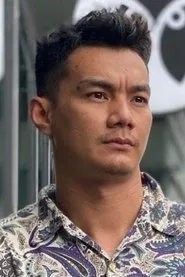 Agung Saga en True Heart