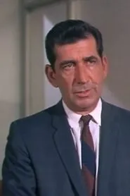 Retrato de Alan Dexter