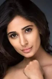 Foto de Alankrita Sahai interpretando a Alisha en Namaste England
