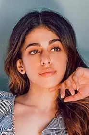 Alaya F en Almost Pyaar with DJ Mohabbat
