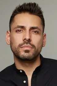 Alejandro Oliva en La puerta verde