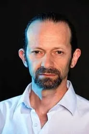 Retrato de Aleksander Mincer