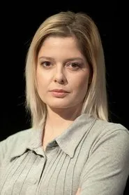 Aleksandra Sarchadzhieva en The Art of Falling
