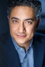 Alessandro Juliani en Max Steel: Bio Crisis