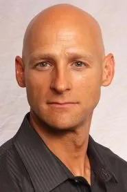 Alex Coker en Free In Deed