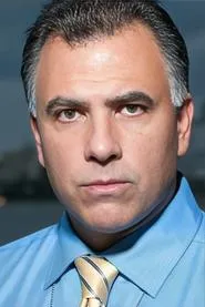 Alexander Alonso en Loving the Bad Man