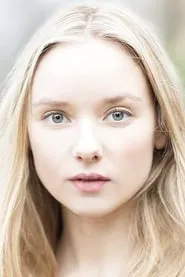 Foto de Alexandra Dowling interpretando a Aisling en Starbright
