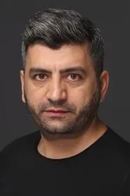Ali Bahadır Bahar en Donadona