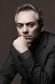 Retrato de Ali Ghorbanzadeh