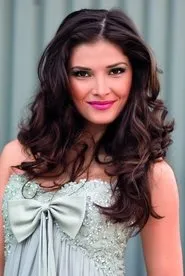 Retrato de Alina Pușcaș