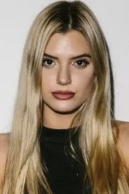 Retrato de Alissa Violet