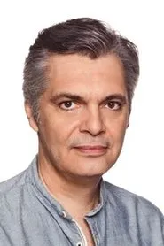 Retrato de Alkis Kourkoulos