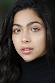 Foto de Allegra Acosta como Molly Hernandez