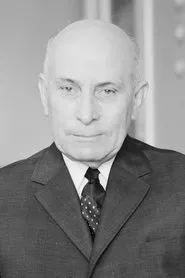 Retrato de Américo Tomás