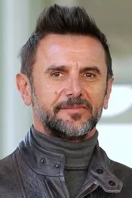 Retrato de Amin Hayaei