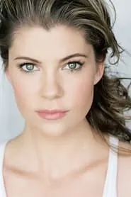Amy Holland Pennell en Exorcist House of Evil