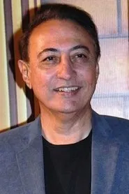Anang Desai en Order Order Out of Order