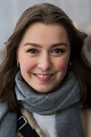 Foto de Andrea Berntzen interpretando a Borghild Eriksen en Blücher