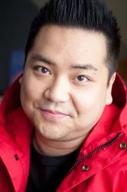 Foto de Andrew Phung como Self