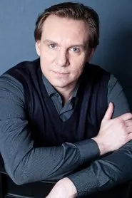 Foto de Andrey Egorov interpretando a en En un claroscuro de la luna