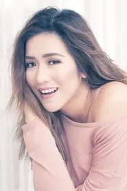 Foto de Angeline Quinto como Sarah Angeles