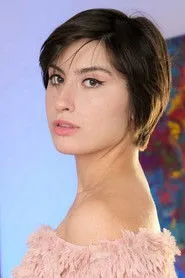 Retrato de Angeline Red