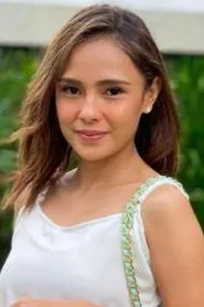 Angie Ang en 7-24