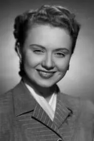 Ann Gillis en En sociedad