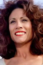 Annette Charles en Latino